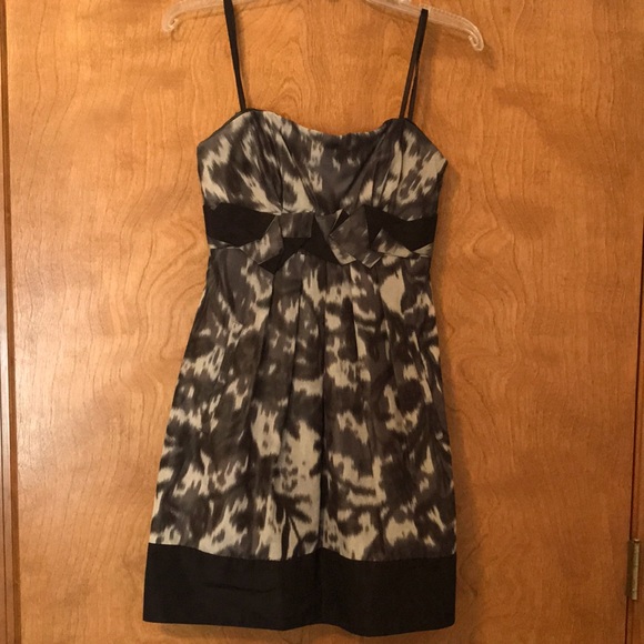 🍀 BCBGMAXAZRIA Dress (2) - Picture 2 of 9